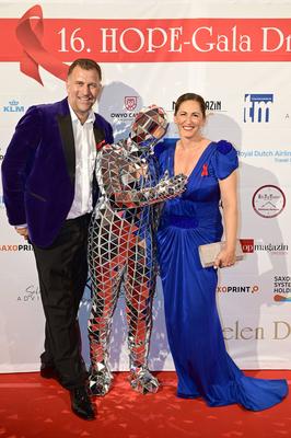 Rene Kindermann und Katja Kindermann bei der 16. Hope Gala 2024 im Schauspielhaus. Dresden, 26.10.2024 *** Rene Kinderma-stock-foto