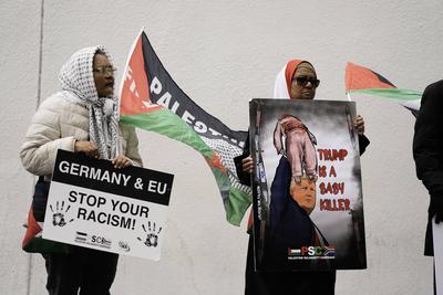 Protest against Germany by the Palestine Solidarity Campaign in Cape Town, South Africa-stock-foto
