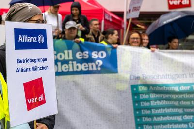 verdi Warnstreik der Versicherungsbranche - Privates Versicherungsgewerbe, N?rnberg, 28.05.2025-stock-photo