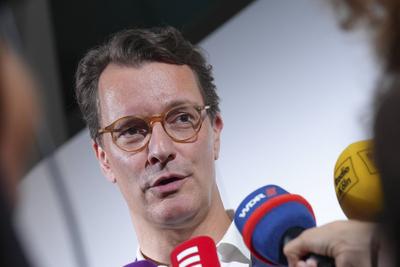 Pressekonferenz zur Vorstellung von Eckpunkten der Bewerbung f?r Olympische und Paralympische Spiele an Rhein und Ruhr-stock-foto
