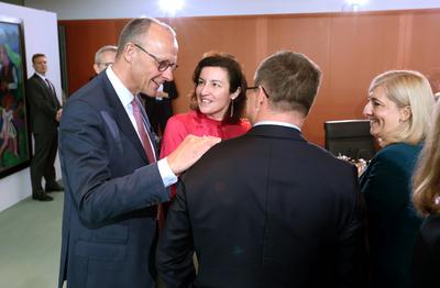 Bundeskabinett-stock-foto