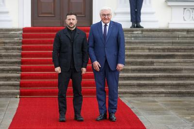 Empfang des Pr?sidenten der Ukraine durch Bundespr?sident Frank-Walter Steinmeier-stock-photo