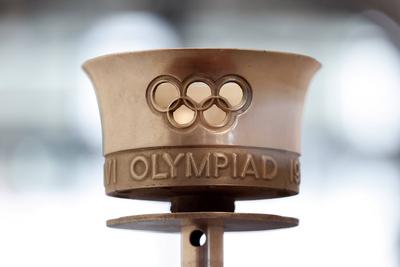 Olympische Fackel aus Melbourne 1956-stock-foto