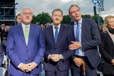 Leipzig - Bundespr?sident Steinmeier h?lt Rede: Internationales Turnfest offiziell er?ffnet-stock-photo