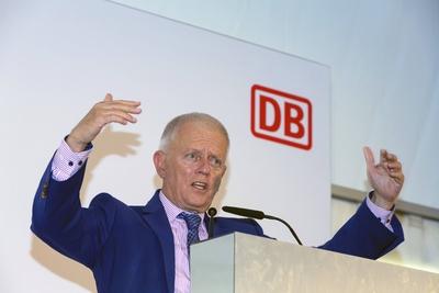 DEU Deutschland Baden W?rttemberg Stuttgart 09 09 2019 Stuttgarts Oberb?rgermeister Fritz Kuhn-stock-foto