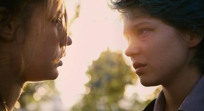 Blue Is the Warmest Color (2013) - filmstill Blue Is the Warmest Color (2013) (La vie d Adele) Lea Seydoux & Adele Exarc-stock-photo