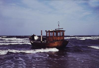 Ostsee GDR, 20230101, Aufnahme ca. 1960, Schiff an der Ostsee *** Baltic Sea GDR, 20230101, photo ca 1960, ship on the B-stock-photo