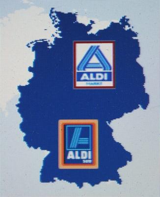 Bildnummer: 51866594  Datum: 05.10.2006  Copyright: imago/Waldm?llerHomepage - Logos von Aldi Nord und Aldi S?d auf einem Deutschland-Umriss, Objekte; 2006, Hamburg, Supermarkt, Superm?rkte, Discount, Discounter, Lebensmitteldiscounter, Lebensmitteldiscount, Supermarktkette, Supermarktketten, Screenshot, Screenshots, Internet, Internetauftritt, Internetpr?senz, Internetseite, Website, Websites, www,; , hoch, Kbdig, Einzelbild, Freisteller, Einzelhandel, Wirtschaft, Logo, Logos, Deutschland,  , o0 Schriftzug-stock-foto