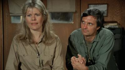 Loretta Swit and Alan Alda-stock-foto