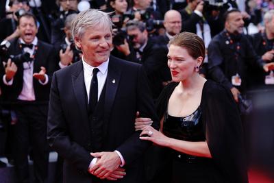 Viggo Mortensen - Lea Seydoux CELEBRITES : 75eme Festival de Cannes - Tapis rouge du film « L"!Innocent et de la soiree-stock-photo
