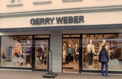 Gerry Weber Filiale - gesehen am 09.10.2023 in Cuxhaven *** Gerry Weber store seen on 09 10 2023 in Cuxhaven-stock-foto