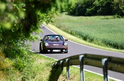 ADAC Oldtimerfahrt Hessen-Thueringen-stock-foto