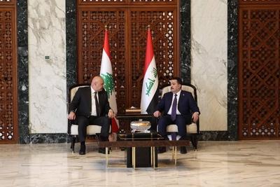 Lebanese President Joseph Aoun and his accompanying delegation arrived at Baghdad International Airport for an official visit to Iraq-stock-foto