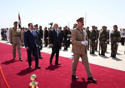 Lebanese President Joseph Aoun and his accompanying delegation arrived at Baghdad International Airport for an official visit to Iraq-stock-foto