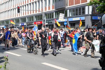 Demonstrationen in der Innenstadt von M?nster. Demonstrationszug auf der Bahnhofstra?e-stock-foto