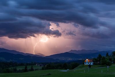 Gewitter in Bayern-stock-foto