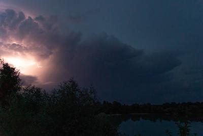 Langweid, Bavaria, Germany - June 1, 2025: Thunderstorm over Bavaria, thunderstorm front approaches and lightning discha-stock-foto