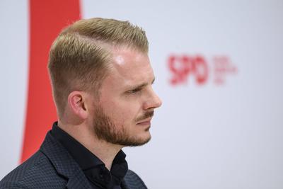 GER, Berlin, Pressekonferenz, Pressekonferenz mit dem designierten SPD-Generalsekretaer Tim Kluessendorf, nach Gremiensitzung, SPD, Politik im Atrium, Willy-Brandt-Haus, 02.06.25-stock-foto