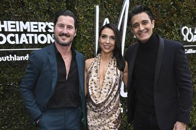 Val Chmerkovskiy / Walentin Khmerkowskyj, Jenna Johnson, Gilles Marini-stock-foto