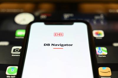Stock- und Symbolbilder I 06.09.2022 Thema Apps und Ähnliches: DB Navigator, Deutsche Bahn, DB, App Hamburg Hamburg Hamb-stock-foto