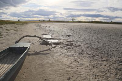 Trockenheit im Seewinkel - ausgetrockneter Warmsee DARSCHO Apetlon, Burgenland, Lange Lacke, 18.09.2022 Klimawandel, Nat-stock-foto