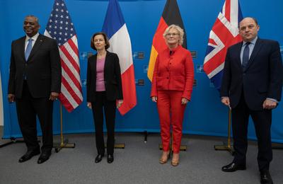 RECORD DATE NOT STATED Secretary of Defense Lloyd J. Austin III; French Minister of the Armed Forces, Florence Parly; Ge-stock-photo