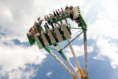 Mainzer Johannisnacht 2023, Johannisfest Mainz 2023, 24.06.2023 Das Fahrgeschaeft XXL Hoehenrausch auf der Mainzer Johan-stock-photo