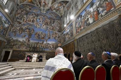 ITALY -  POPE LEO XIV  DURING THE MEMEORIAL ACT OF BLESSED CARDINAL IULIU HOSSU IN THE SISTINE CHAPEL  AT THE  E VATICAN  - 2025/6/2-stock-foto