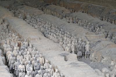 mausoleum qin shihuangdis,soldatenfiguren,mausoleen,mausoleum *** mausoleum qin shihuangdis h6k-hqi EDITORIAL USE ONLY-stock-photo