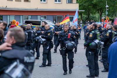 Polizeieinsatz bei Montagsdemo des ?Team Menschenrechte? und Gegendemo in N?rnberg, N?rnberg, 02.06.2025-stock-foto