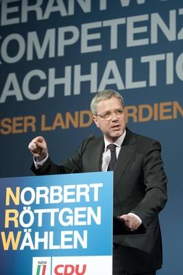Bildnummer: 57892916  Datum: 04.04.2012  Copyright: imago/Sven SimonSpitzenkandidat Norbert  R?ttgen, bei seiner Rede, Landesvertreterversammlung der NRW-CDU, CDU Nordrhein-Westfalen in M?lheim an der Ruhr am 04.04.2012,  People Politik GER CDU xcb x0x 2012 hoch Politik PL politisch Politiker Politikerin Christdemokaten christdemokratisch Partei Parteitag NRW Nordrhein-Westfalen Landesregierung Kandidatin Kandidat Spitzenkandidatin Spitzenkandidat Kandidatur Landtagswahl Datenbank 57892916 Date 04 04 2012 Copyright Imago Sven Simon Top candidate Norbert R?ttgen at his Speech National Representative Assembly the NRW CDU CDU North Rhine Westphalia in M?lheim to the Ruhr at 04 04 2012 Celebrities politics ger CDU  x0x 2012 vertical politics PL politically Politicians Politician   Party Party NRW North Rhine Westphalia Provincial government Candidate Candidate Top candidate Top candidate Candidacy Landtag election Database-stock-photo