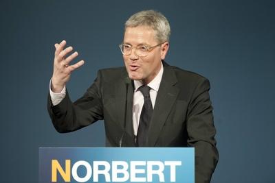 Bildnummer: 57892960  Datum: 04.04.2012  Copyright: imago/Sven SimonSpitzenkandidat Norbert  R?ttgen, bei seiner Rede, Landesvertreterversammlung der NRW-CDU, CDU Nordrhein-Westfalen in M?lheim an der Ruhr am 04.04.2012,  People Politik GER CDU xcb x0x 2012 quer Politik PL politisch Politiker Politikerin Christdemokaten christdemokratisch Partei Parteitag NRW Nordrhein-Westfalen Landesregierung Kandidatin Kandidat Spitzenkandidatin Spitzenkandidat Kandidatur Landtagswahl Datenbank 57892960 Date 04 04 2012 Copyright Imago Sven Simon Top candidate Norbert R?ttgen at his Speech National Representative Assembly the NRW CDU CDU North Rhine Westphalia in M?lheim to the Ruhr at 04 04 2012 Celebrities politics ger CDU  x0x 2012 horizontal politics PL politically Politicians Politician   Party Party NRW North Rhine Westphalia Provincial government Candidate Candidate Top candidate Top candidate Candidacy Landtag election Database-stock-photo