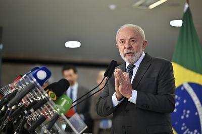 Coletiva de imprensa Presidente Lula-stock-foto