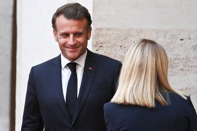 News - Giorgia Meloni meeting with the President of the French Republic Macron-stock-foto
