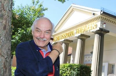 77/ PK: Charles Brauer, bei der Schlosspark Theater Pressekonferenz im Berliner Schlosspark Theater, Berlin Germany, De-stock-photo