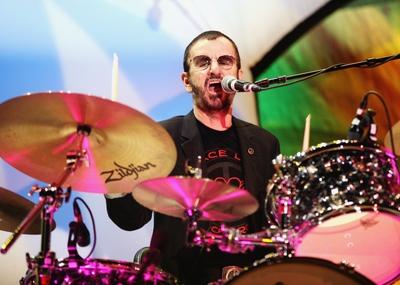 Bildnummer: 55589373  Datum: 12.07.2011  Copyright: imago/snapshotS?nger und Schlagzeuger Ringo Starr (GBR) w?hrend eines Konzerts im Tempodrom in Berlin Local Caption snapshot-photography/GritxR?mmler People Kultur Musik Entertainment Aktion xdp x0x 2011 quer premiumd Personen Musik Kunst Musiker S?nger singer vocalist Deutschland Celebrities Berlin Konzert Konzerte Auftritt Auftritte concert concerts stage scene live Pop music musician musicians Aktion Randbild S?ngerin Rock vocalistin Kbdig close Einzelbild halfbody Halbfigur drumer Drummer drums drumkit Schlagzeug Schlagzeuger quer Querformat Querformate QF Bildnummer 55589373 Date 12 07 2011 Copyright Imago snapshot Singer and Drummer Ringo rigid GBR during a Concert in Tempodrom in Berlin Local Caption snapshot Photography GritxR?mmler Celebrities Culture Music Entertainment Action shot XDP x0x 2011 horizontal premiumd People Music Art Musician Singer Singer Vocalist Germany Celebrities Berlin Concert Concerts Appearance Appearances Concert Concerts Stage Scene Live Pop Music Musician Musicians Action shot Edge image Singer Rock  Kbdig Close Single halfbody Half- Drumer Drummer Drums  Drums Drummer horizontal Landscape Landscape QF-stock-photo