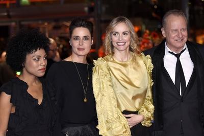 Isi Laborde Edozien Susanne Wolff Nina Hoss and Stellan Skarsgard attending Return To Montauk prem-stock-foto