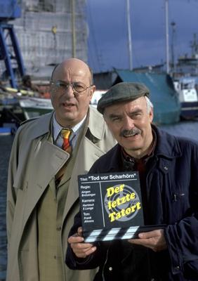 Schauspieler Manfred Krug (li.) und Schauspieler Charles Brauer anl?sslich eines Pressetermins zur TV-Serie Tatort -Tod-stock-photo