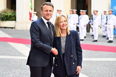 News - Giorgia Meloni meeting with the President of the French Republic Macron-stock-foto