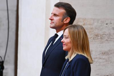 News - Giorgia Meloni meeting with the President of the French Republic Macron-stock-foto