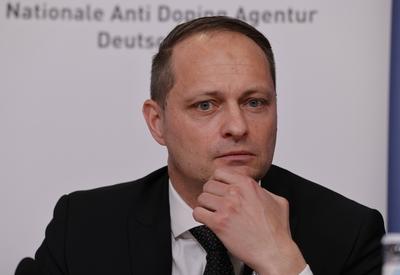 Dr. Lars Mortsiefer, Vorstandsvorsitzender und Leitung Ressort Recht der NADA, Deutschland, Berlin, Jahres-Pressekonfere-stock-foto