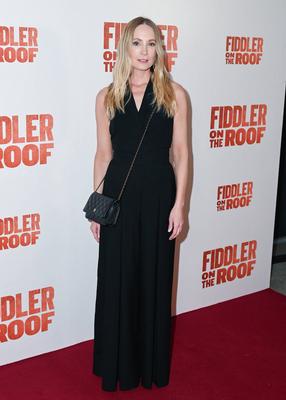 NORESTRICTIONS-stock-foto