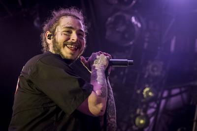 Post Malone live SmukFest 2018, Skanderborg, Denmark Denmark, Skanderborg - August 10, 2018. The American rapper and lyr-stock-foto