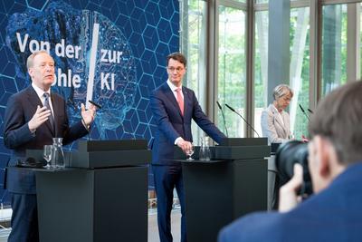 AI-Skilling-Initiative des Landes Nordrhein-Westfalen-stock-foto