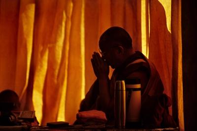 His Holiness Dalai Lama during the Kalachakra Ki Gompa Spiti Himachal Pradesh India PUBLICATIONx-stock-foto