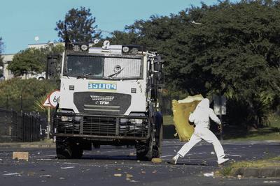 Students protest in Mthatha, South Africa-stock-foto