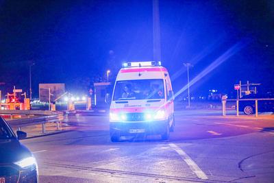 Flugpassagiere werden w?hrend Unwetters ?ber Baden-W?rttemberg gegen die Decke geschleudert: Maschine aus Berlin auf dem Weg nach Mailand muss in Memmingen notlanden - 9 Verletzte-stock-foto