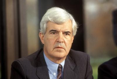 Bildnummer: 51809230  Datum: 10.06.1985  Copyright: imago/Sven SimonPeter Boenisch (GER/Regierungssprecher), Personen; 1985, Politik, Politiker, , Regierungssprecher; , quer, Kbdia, Portr?t, Bundespolitik, Politik, Deutschland, Randbild, People, Staatssekret?r, Journalist  o0 B?nisch; Aufnahmedatum gesch?tzt-stock-foto