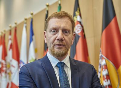 Ministerpr?sidentenkonferenz - Michael Kretschmer-stock-foto