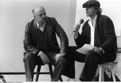 T Gottschalk Moderator re K Kujau F?lscher Hitlertageb?cher 09 85 Thomas Gottschalk und Kon-stock-foto